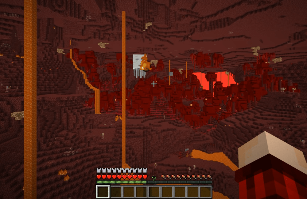Que se passe-t-il si un Ghast rencontre des «Épines» dans Minecraft ?